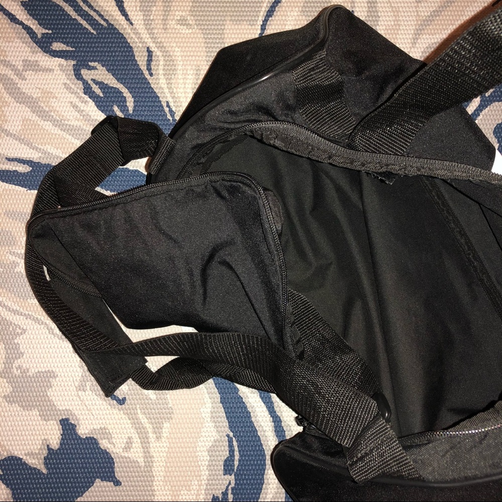 NEW Adidas Bag - Picture 3 of 4